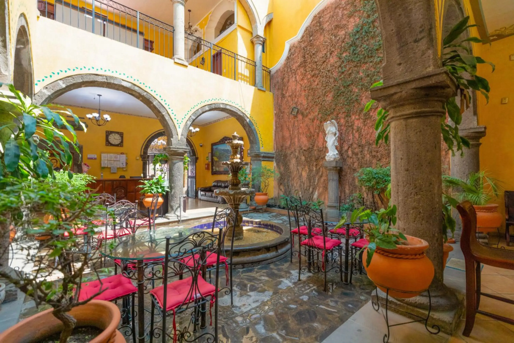 Hotel photo 10