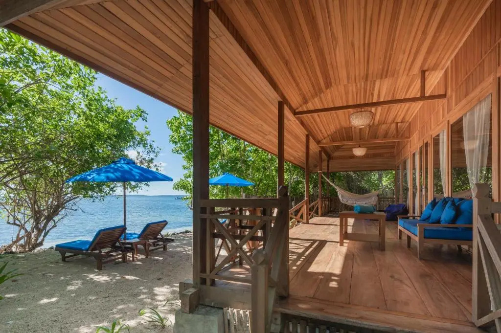 2 Bedrooms Villa