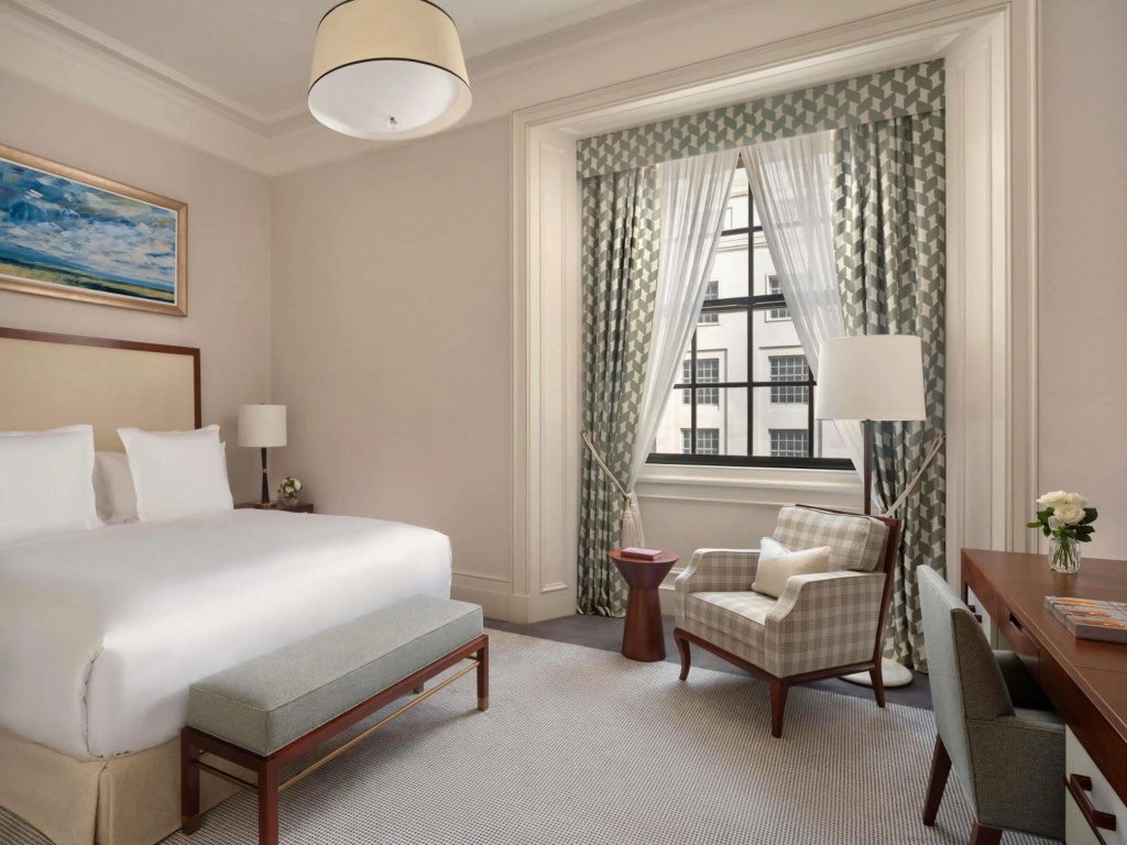 Raffles London at The OWO — фото