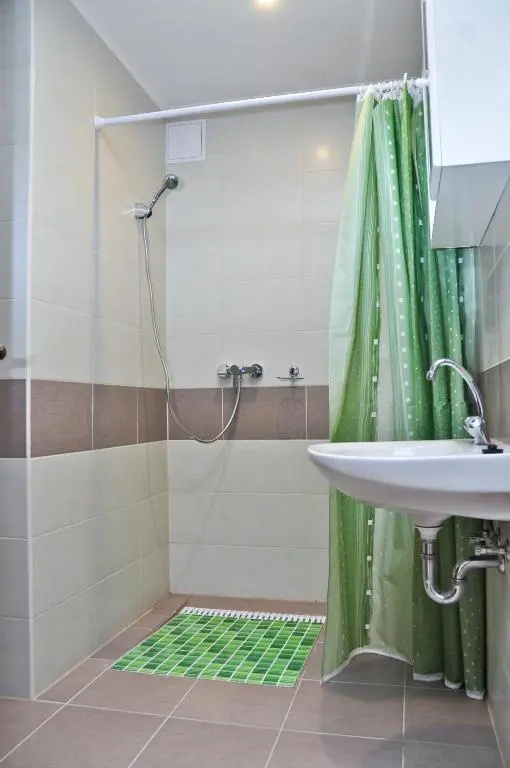 Media Panzió és Apartmanház - Général