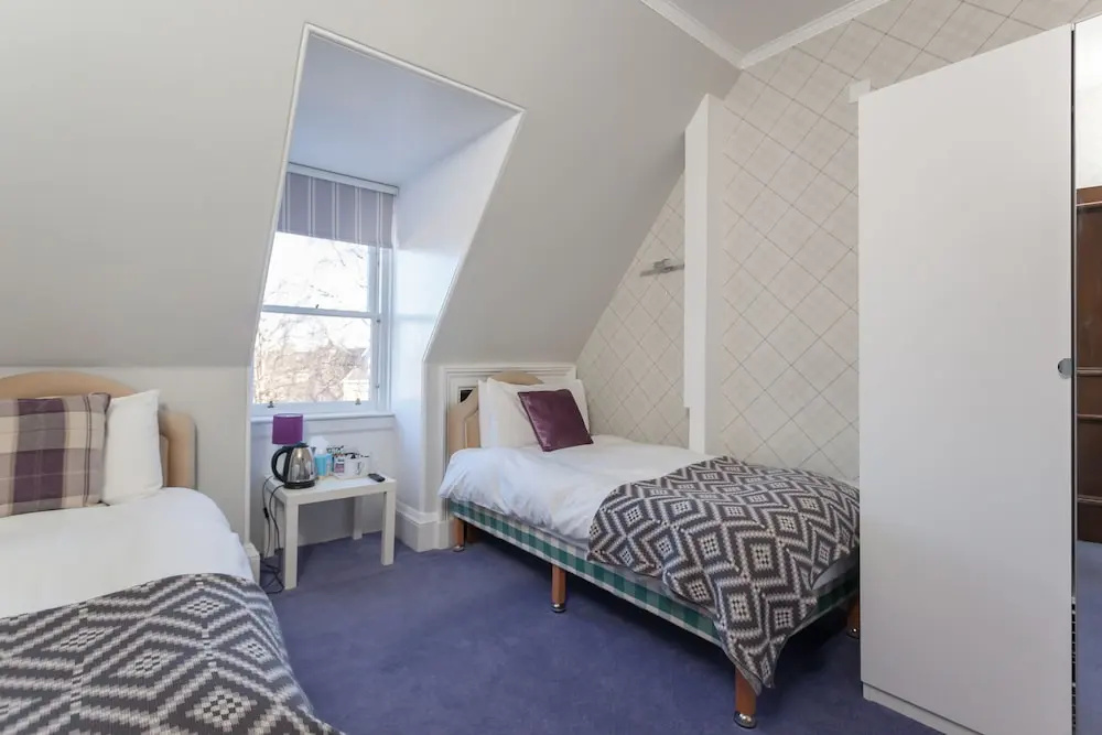 Standard Double room (twin beds)