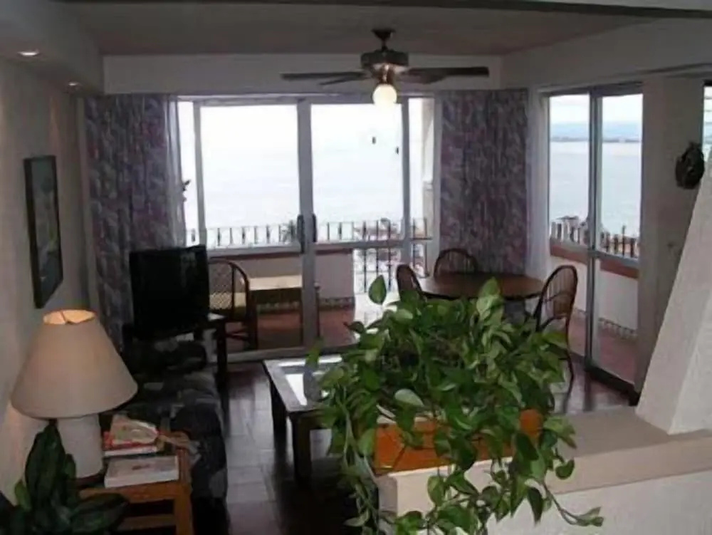 Hotel Suites La Siesta - Chambres