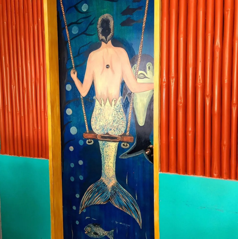 Economy room