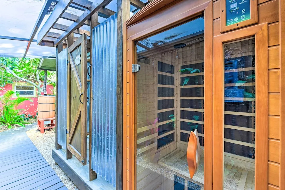 Oasis w/ 2 Stand-alone Casitas & Outdoor Bath