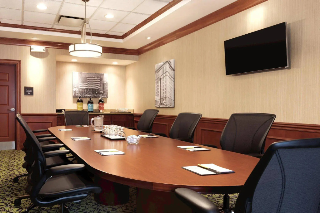 Hilton Garden Inn Akron Canton Airport - Général