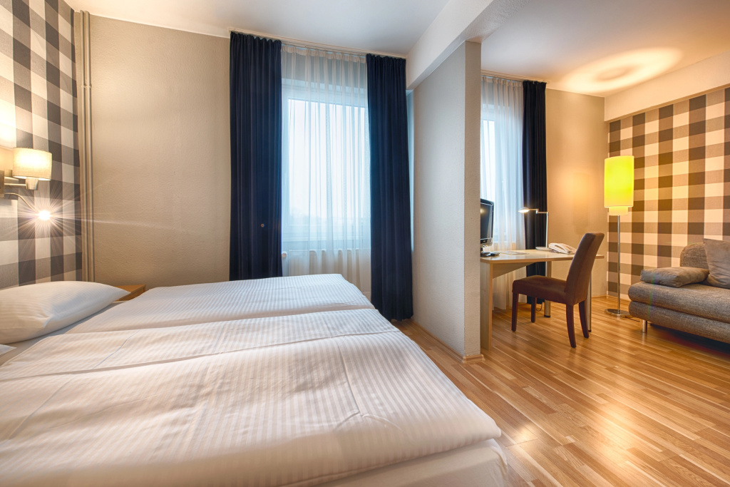 Отель Enjoy Hotel Berlin City Messe в Берлине