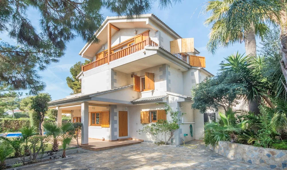 Villa Creixell with pool TH 64