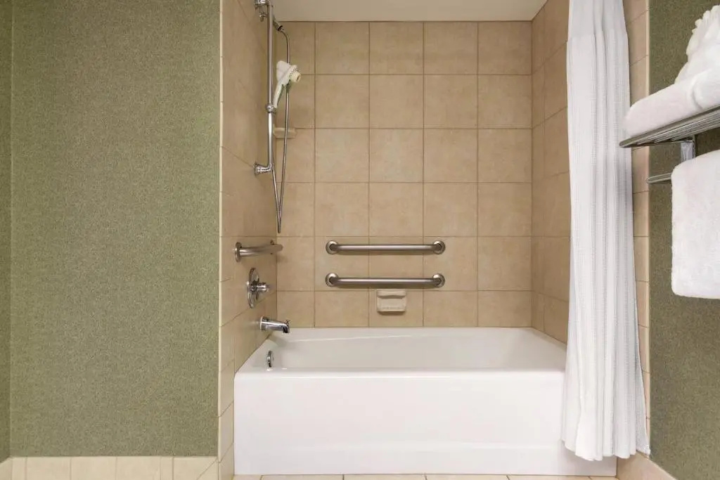Crowne Plaza Auburn Hills by IHG - Chambres