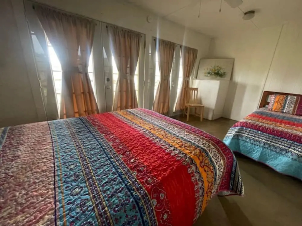 3 Bedrooms Cottage with lake view