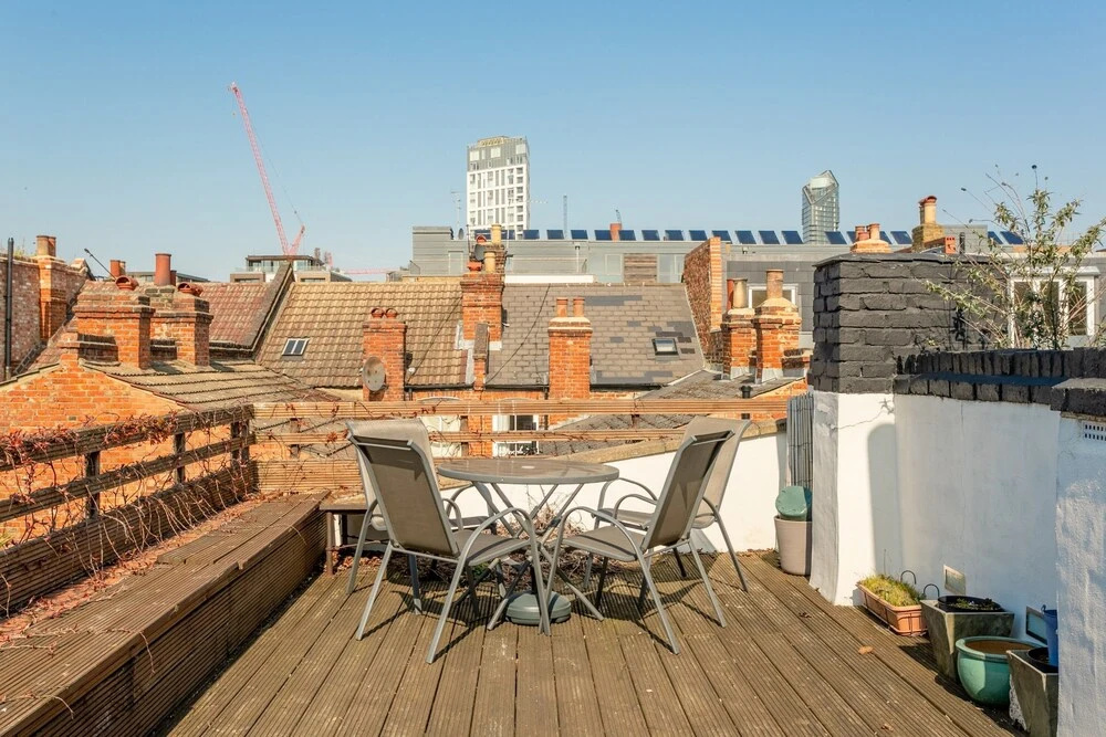 Stunning 2 Bedroom Terrace Flat in Fulham