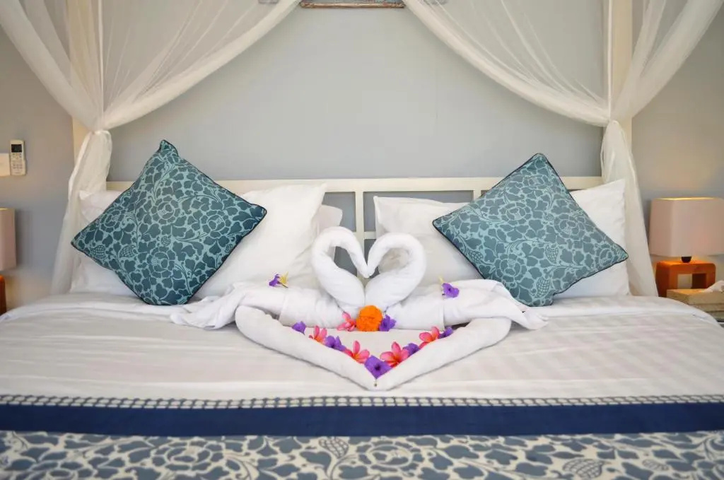 "stunning 4 Bedrooms Private Pool Villa in Canggu"