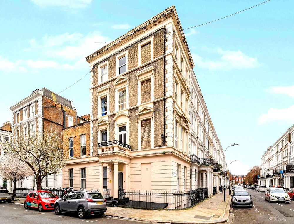 Modern 1BR Apartment in Greater London