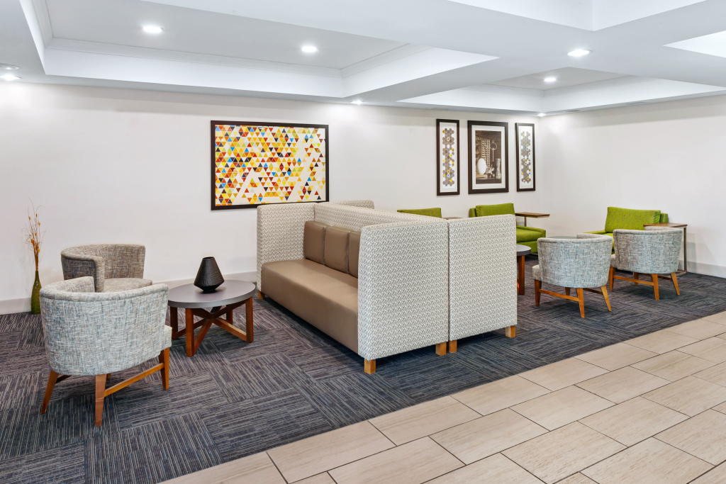 Holiday Inn Express Hotel & Suites Chicago South Lansing by IHG - Général