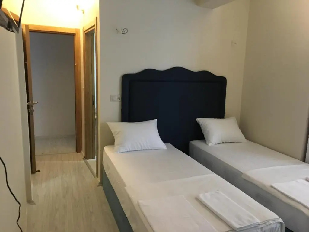 Economy room