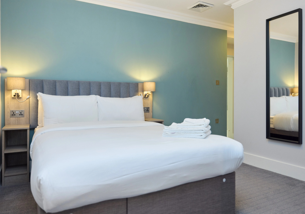 Отель Prince William Hotel в Лондоне
