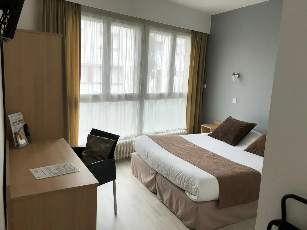 Economy room