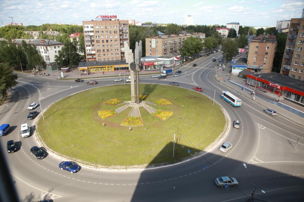 Гостиница Космос на Октябрьском в Сыктывкаре