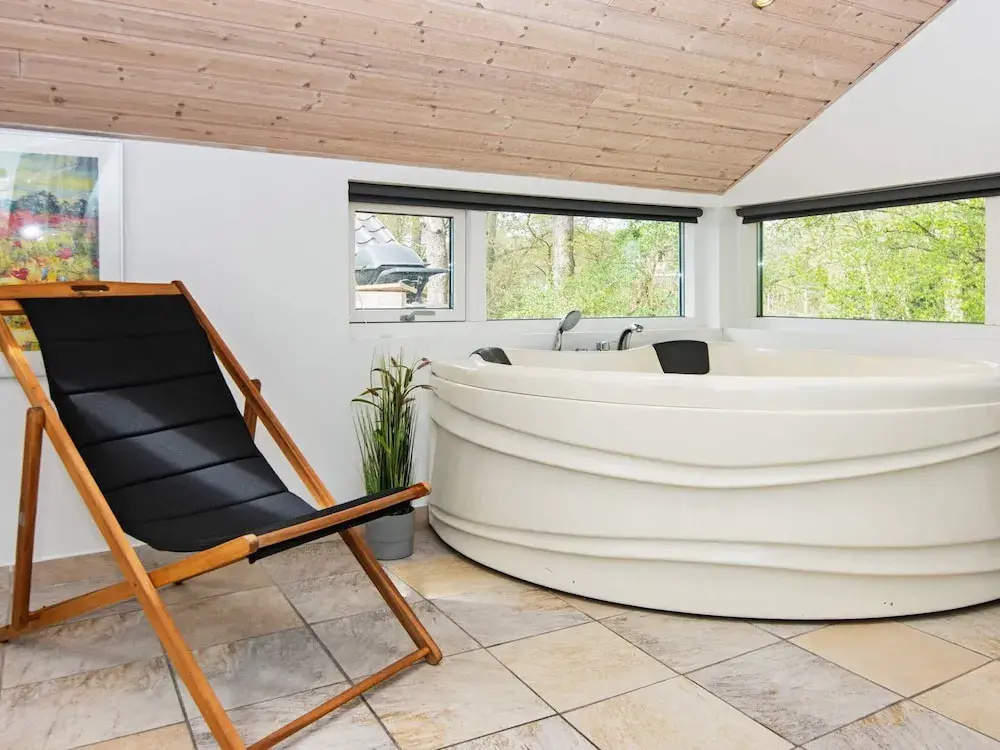 8 Person Holiday Home in Ebeltoft-by Traum
