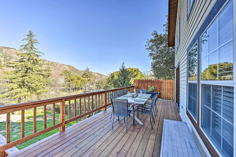Inviting Julian Home w/ Scenic View & Hot Tub