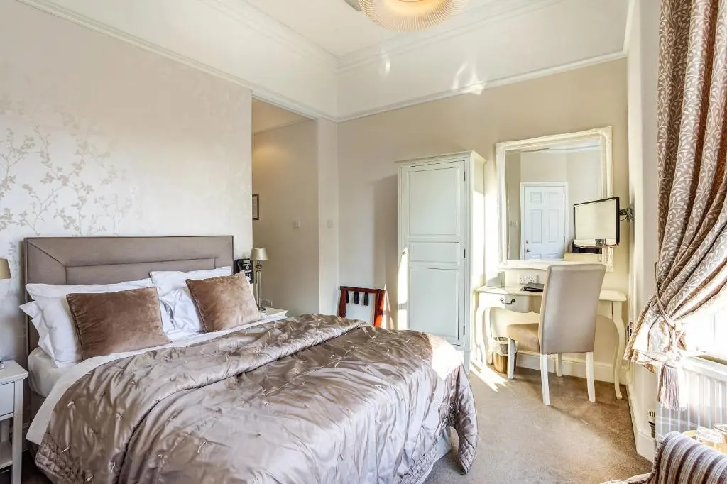 The Alexandra Court Hotel - Chambres