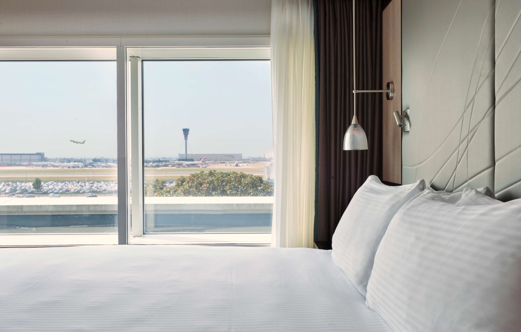 Hyatt Place London Heathrow Airport — фото