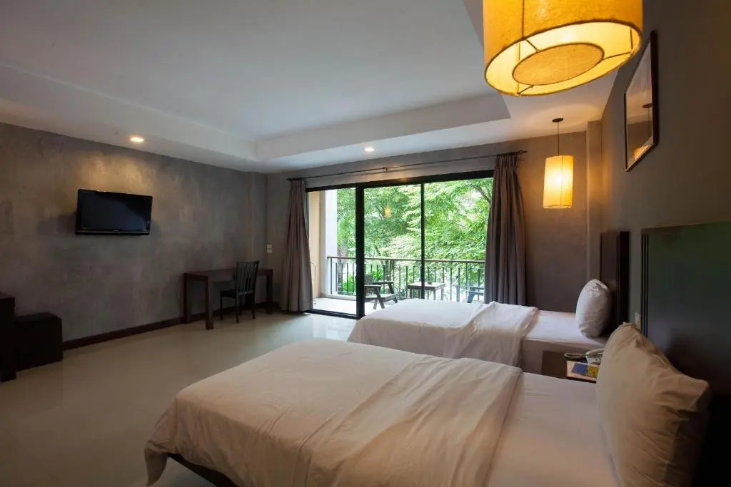 Deluxe Double room (twin beds)