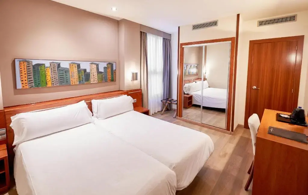 Hotel Garbi Millenni - Chambres