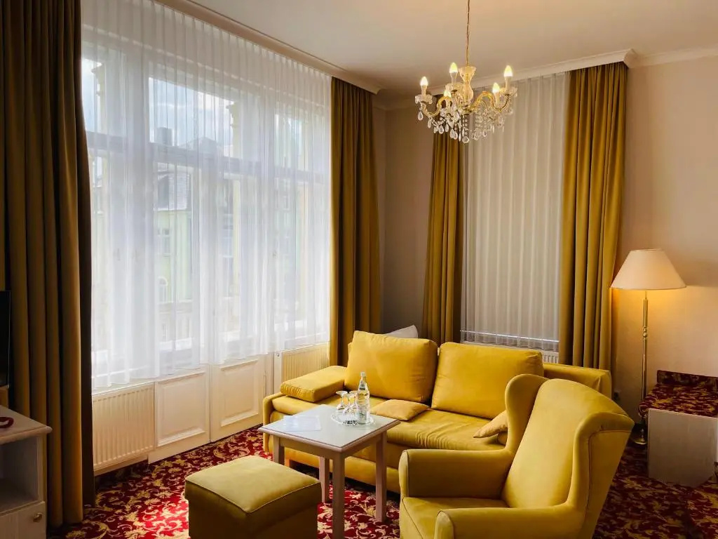 Standard Double room with balcony (full double bed)