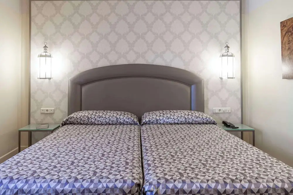 Hotel Macià Alfaros - Chambres