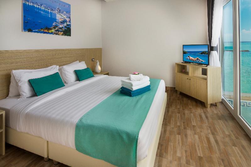 Вилла с 3 комнатами с балконом в Tropicana Pool Villa