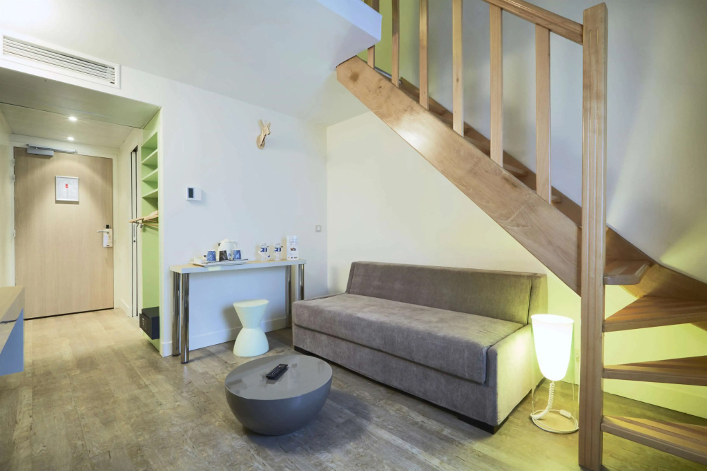 Kyriad Paris 18 - Porte de Clignancourt - Montmartre — фото