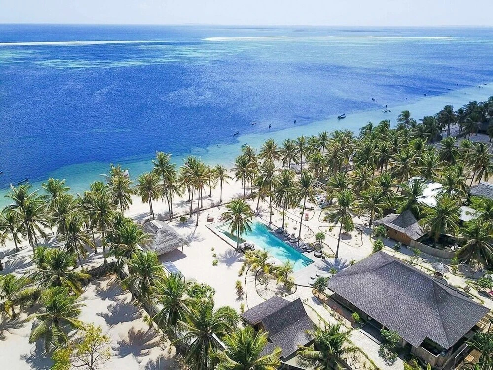 Beach & Waterfront