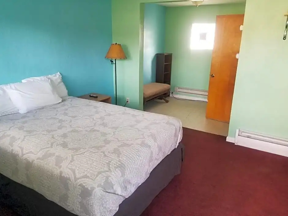 Economy room