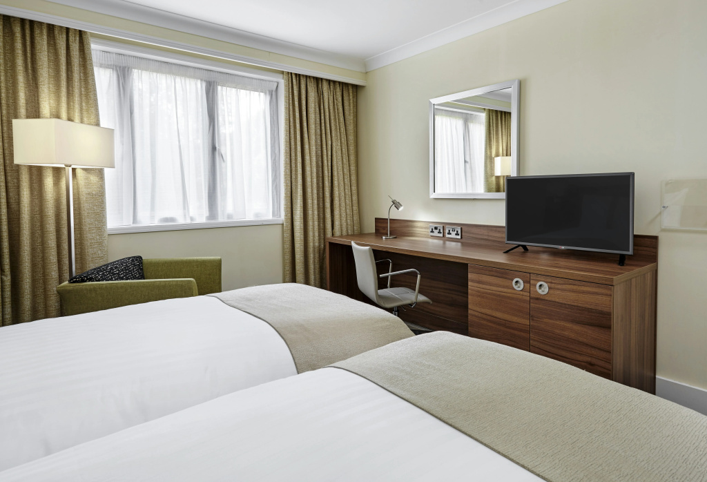 Holiday Inn Cardiff - North M4 by IHG - Général
