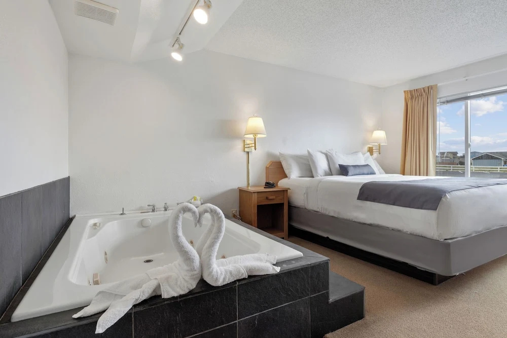 Standard room with land view