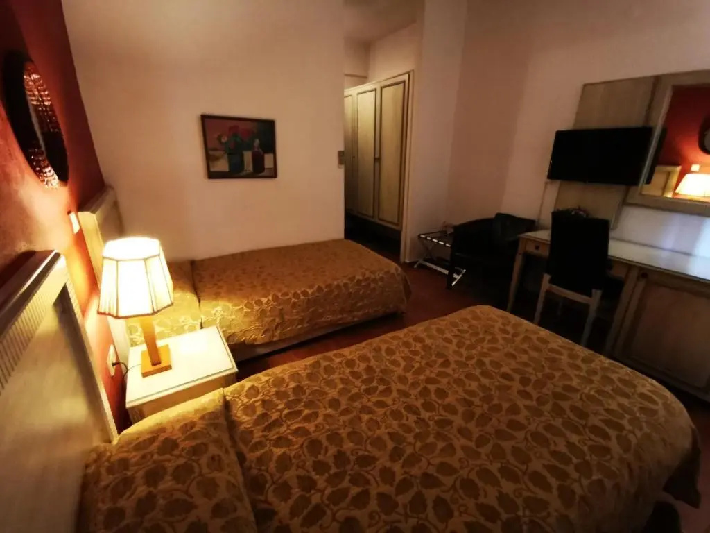Standard Double room (full double bed)