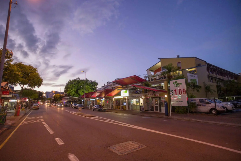 Melaleuca on Mitchell Backpacker Accommodation