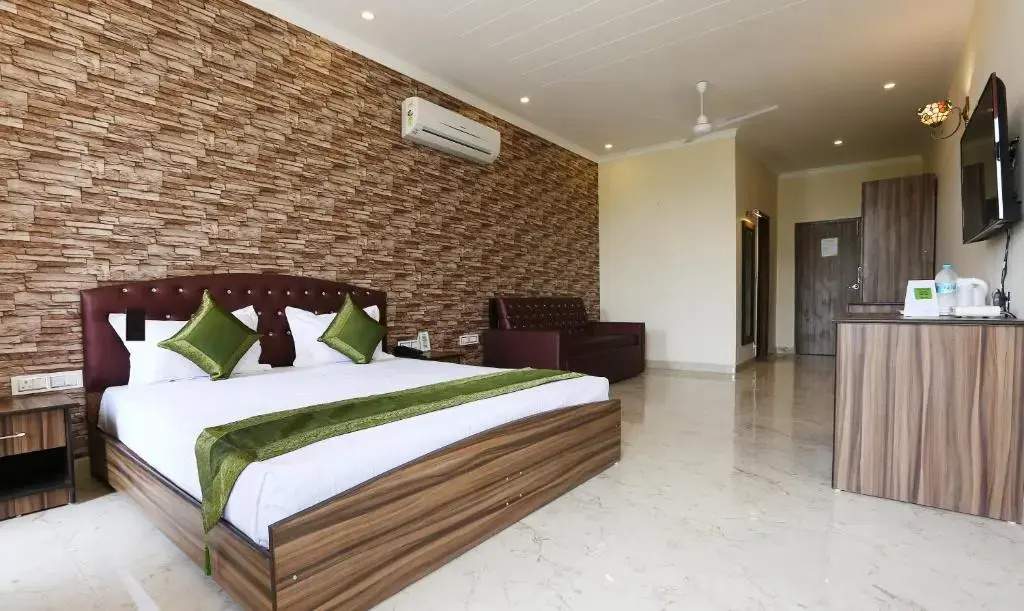 Premium room