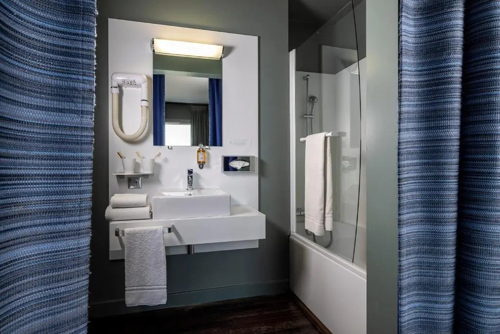 L'Hôtel - Face au Château - Boutique Hôtel et Séminaires - Chambres