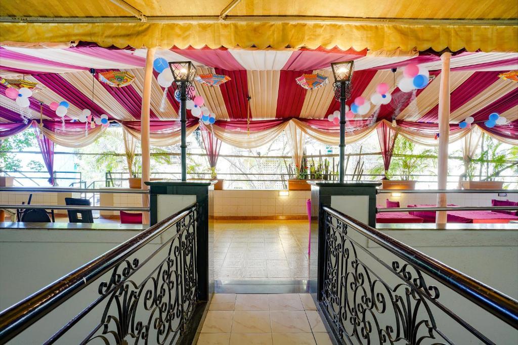 OYO SilverKey Hotel Manas Residency by null