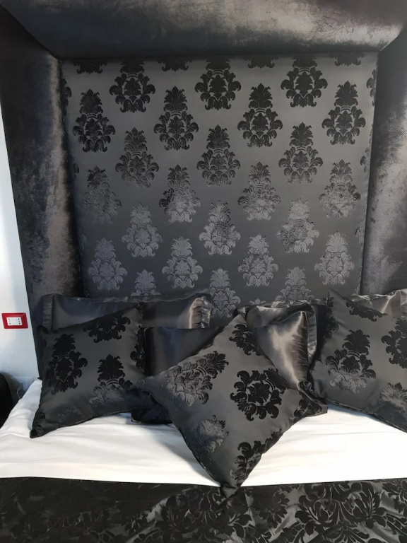 Double Junior Suite (full double bed)