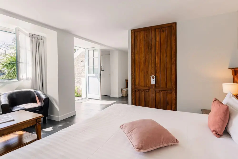 Privilege Double room with garden view (full double bed)