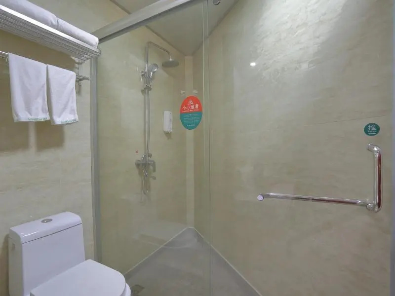 GreenTree Inn Jieyang North Linjiang Road Express Hotel - Chambres