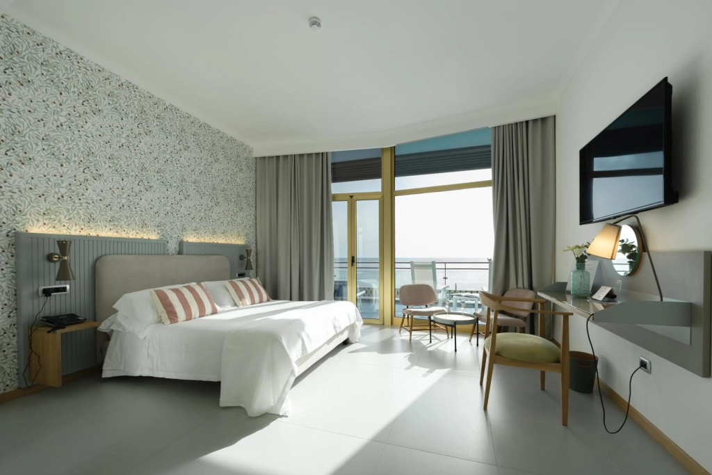 Reginna Palace Hotel — 5