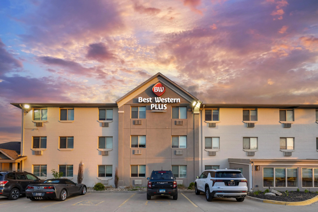 Best Western Plus Altoona Inn
