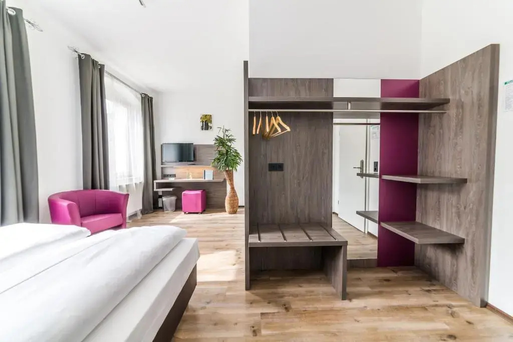 Comfort Double room (full double bed)
