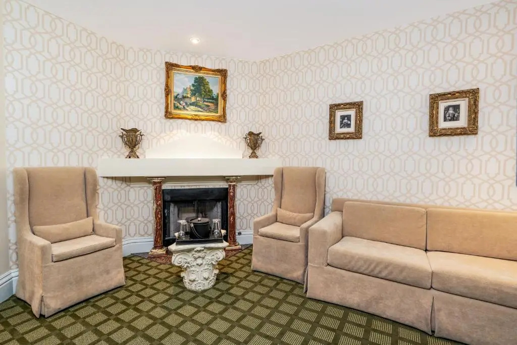 Superior Double room (full double bed)