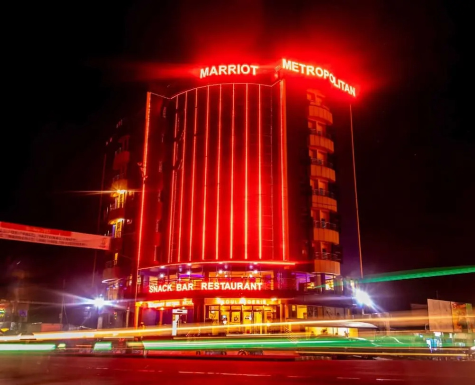 Marriot Metropolitan Hotel