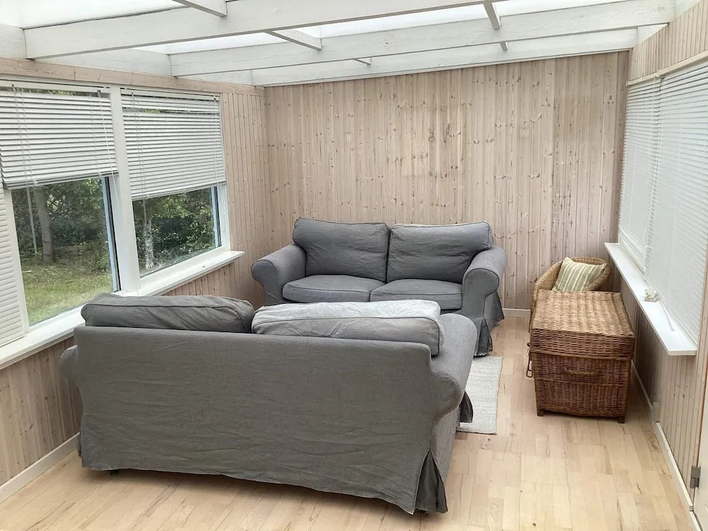 6 Person Holiday Home in Vaeggerlose