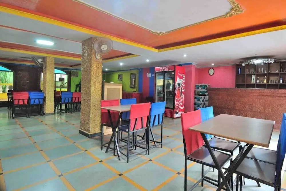 Krish Holiday Inn Baga - Général